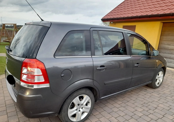 Opel Zafira cena 17000 przebieg: 208457, rok produkcji 2010 z Konin małe 29